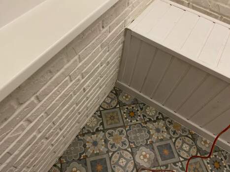 Отделка камнем с утеплением балкона Сапожок